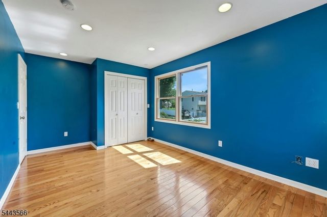 71 View St, Bergenfield Boro, NJ 07621