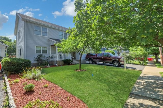 71 View St, Bergenfield Boro, NJ 07621