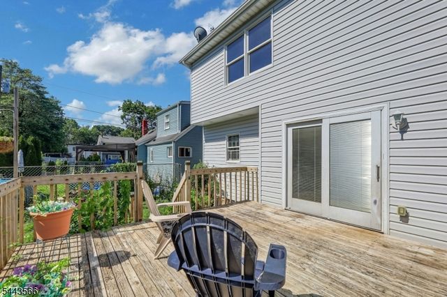 71 View St, Bergenfield Boro, NJ 07621