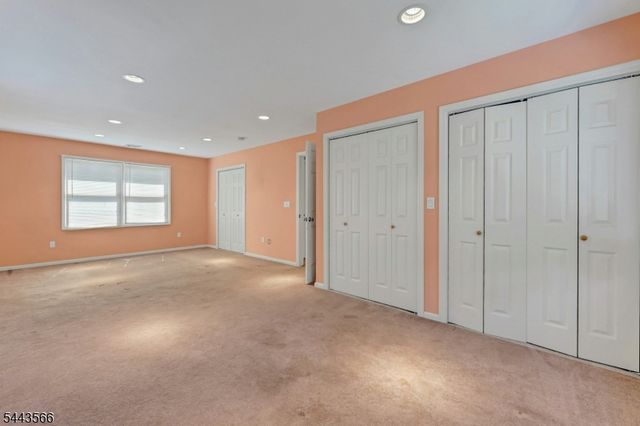 71 View St, Bergenfield Boro, NJ 07621