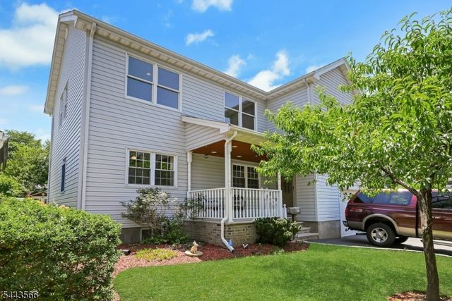 71 View St, Bergenfield Boro, NJ 07621