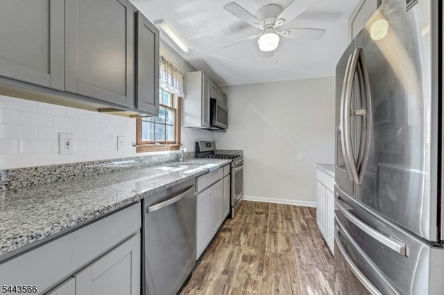 71 View St, Bergenfield Boro, NJ 07621