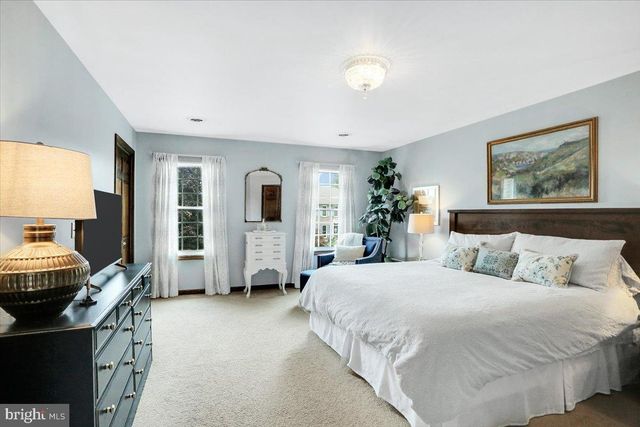 3609 HORSHAM DR, Mechanicsburg, PA 17050