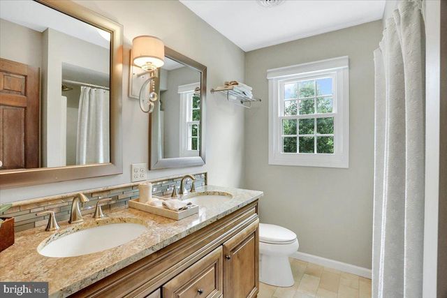 3609 HORSHAM DR, Mechanicsburg, PA 17050
