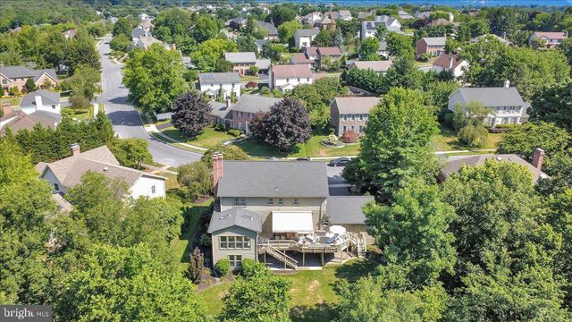 3609 HORSHAM DR, Mechanicsburg, PA 17050