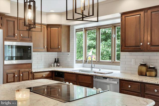 3609 HORSHAM DR, Mechanicsburg, PA 17050