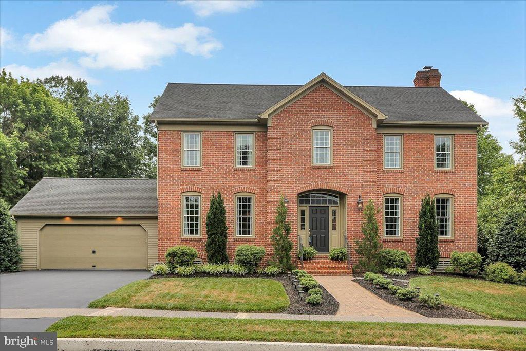 3609 HORSHAM DR, Mechanicsburg, PA 17050