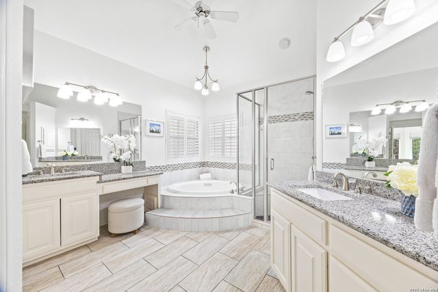 2818 Falling Brk, San Antonio, TX 78258