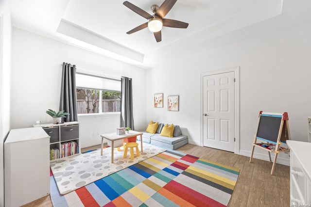 2818 Falling Brk, San Antonio, TX 78258