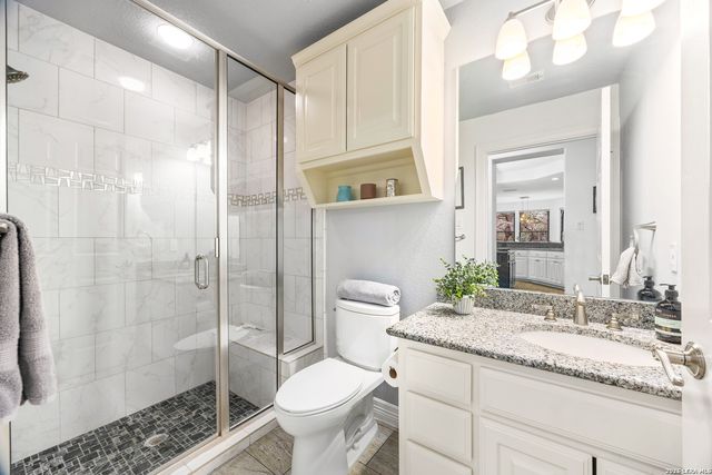 2818 Falling Brk, San Antonio, TX 78258