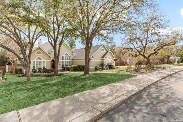 2818 Falling Brk, San Antonio, TX 78258