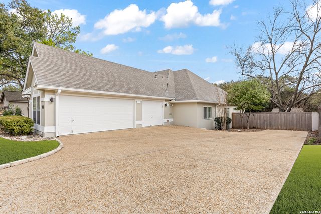 2818 Falling Brk, San Antonio, TX 78258