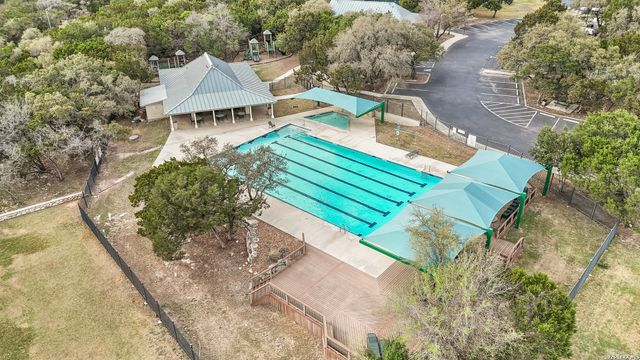 2818 Falling Brk, San Antonio, TX 78258