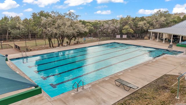 2818 Falling Brk, San Antonio, TX 78258