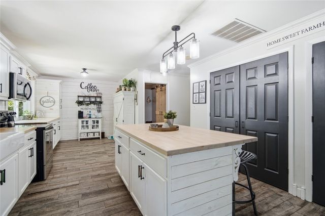 6108 Clematis Drive, Miami Twp, OH 45449