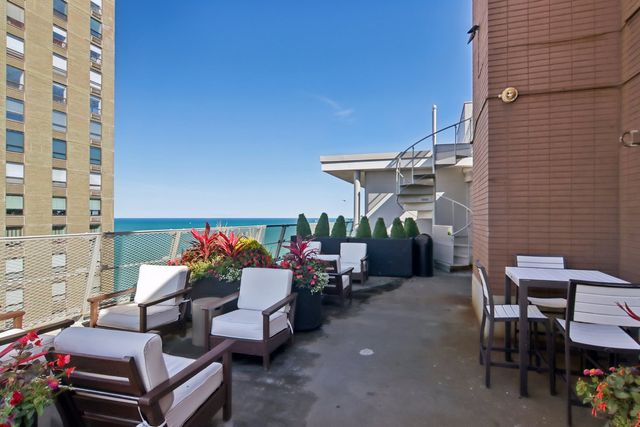 1000 N Lake Shore Drive 1604, Chicago, IL 60611