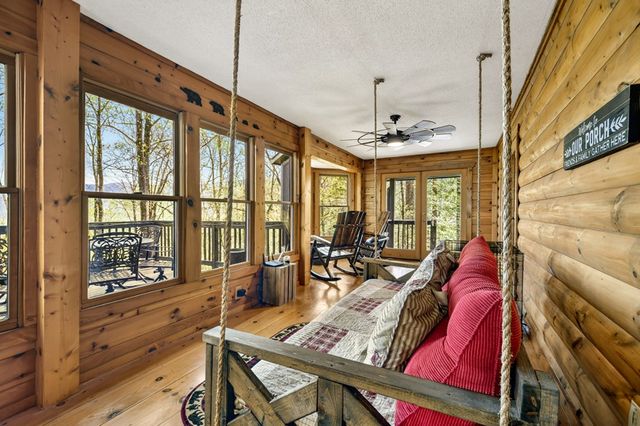 1831 Walnut Ridge, Ellijay, GA 30536