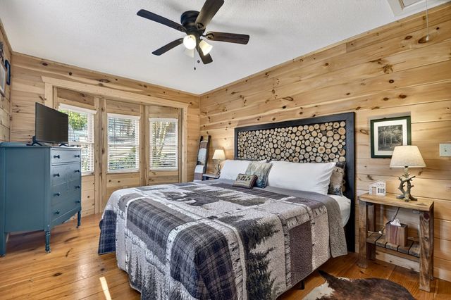1831 Walnut Ridge, Ellijay, GA 30536