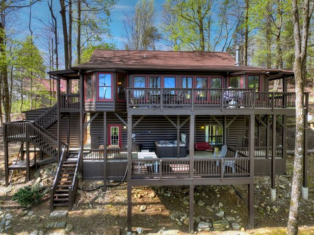 1831 Walnut Ridge, Ellijay, GA 30536