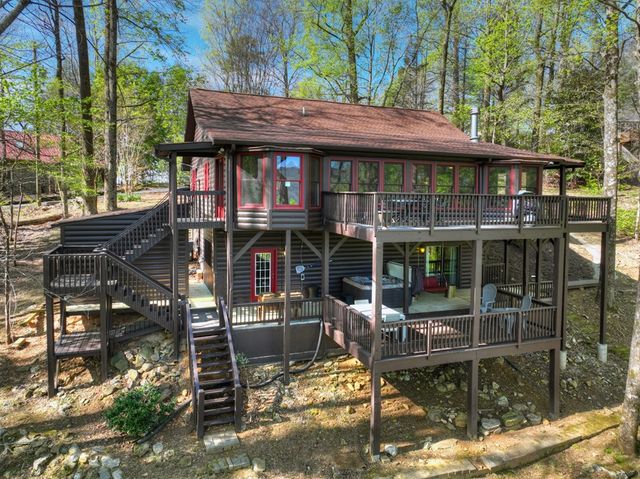 1831 Walnut Ridge, Ellijay, GA 30536