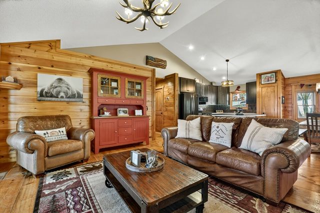 1831 Walnut Ridge, Ellijay, GA 30536