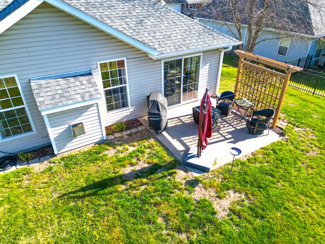 4804 LILLIAN DR, Columbia, MO 65202