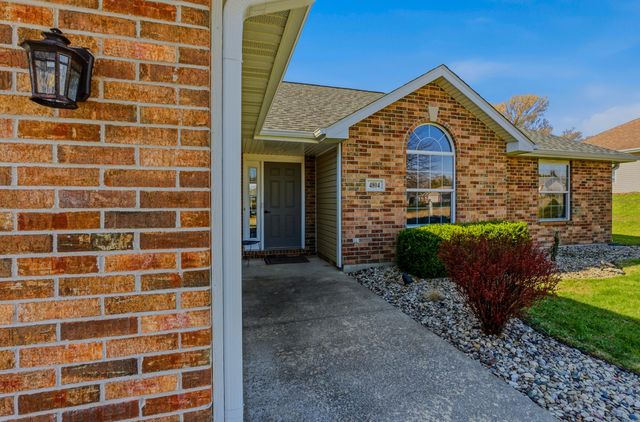 4804 LILLIAN DR, Columbia, MO 65202