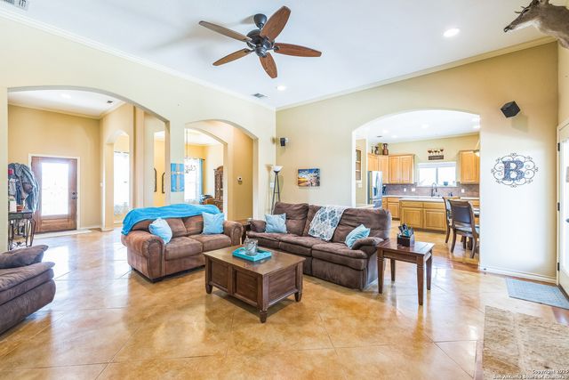 448 Western, Bandera, TX 78003