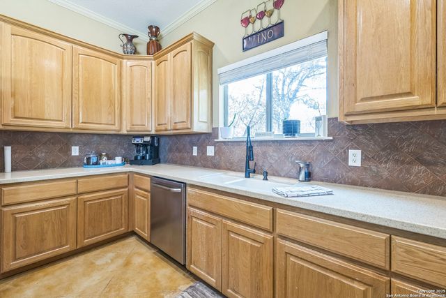 448 Western, Bandera, TX 78003