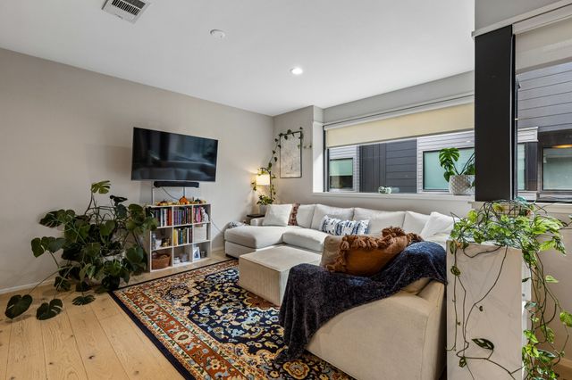 6020 Hudson Street 8, Dallas, TX 75206