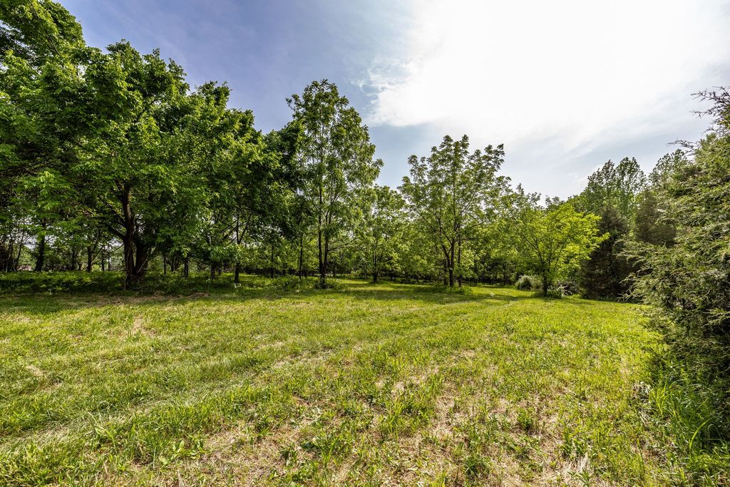 0 Robert Neal Durham, Bethpage, TN 37022