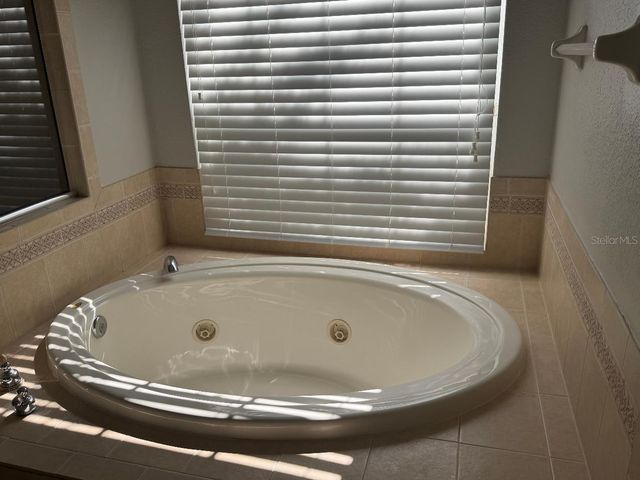 5667 VINTAGE VIEW AVENUE, Lakeland, FL 33812