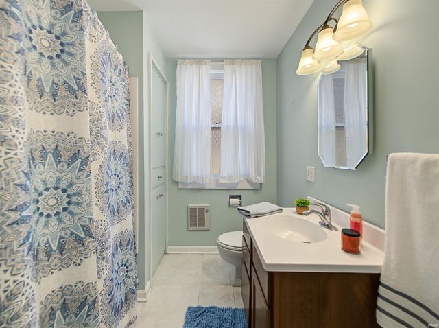 731 SE Riverside Drive, Evansville, IN 47713