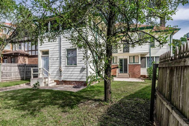 731 SE Riverside Drive, Evansville, IN 47713