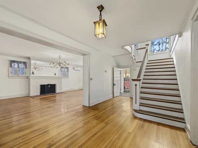 731 SE Riverside Drive, Evansville, IN 47713