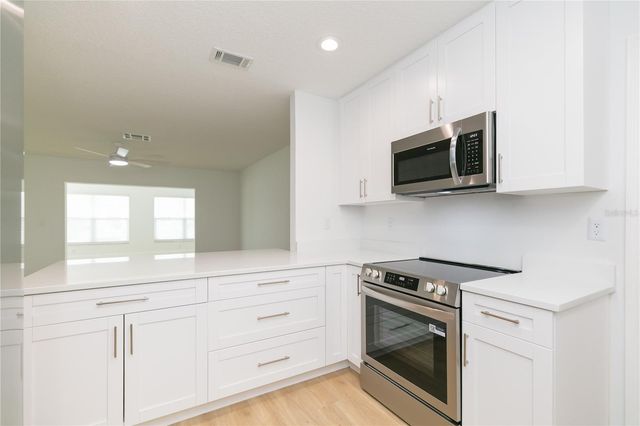 1616 BENTWOOD DRIVE, Sun City Center, FL 33573