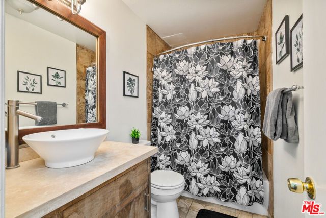 1745 Camino Palmero Street 104, Los Angeles, CA 90046