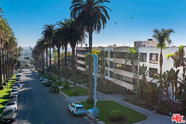 1745 Camino Palmero Street 104, Los Angeles, CA 90046