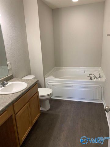 148 Whitestone Drive, Huntsville, AL 35810