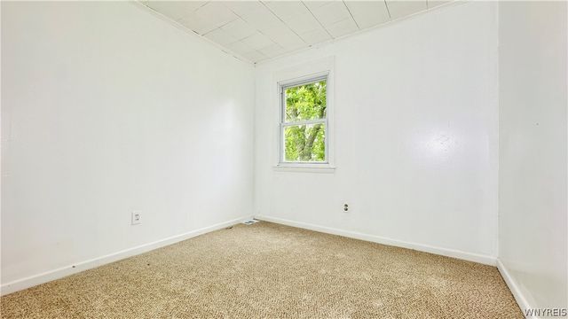 1326 Garden Avenue, Niagara Falls, NY 14305