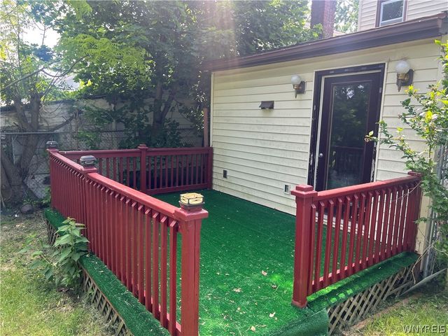 1326 Garden Avenue, Niagara Falls, NY 14305