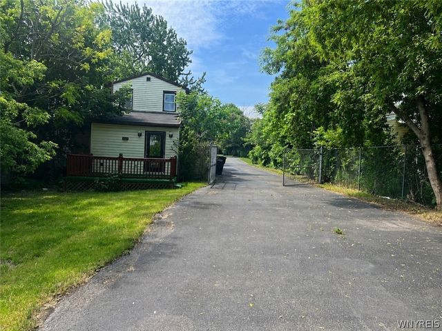 1326 Garden Avenue, Niagara Falls, NY 14305