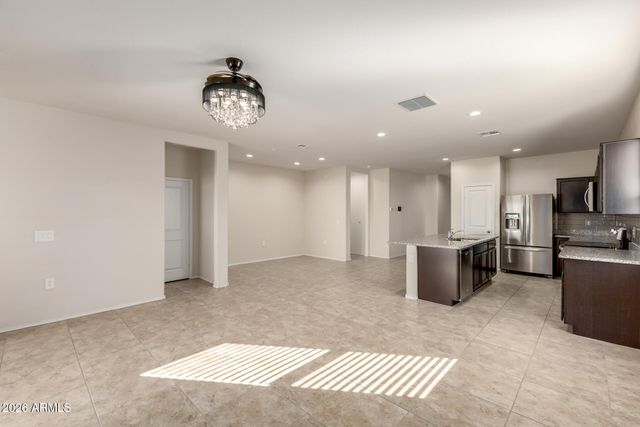 18348 W ARTEMISA Avenue, Wittmann, AZ 85361