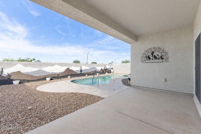 18348 W ARTEMISA Avenue, Wittmann, AZ 85361