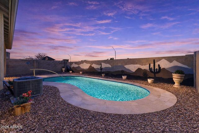 18348 W ARTEMISA Avenue, Wittmann, AZ 85361