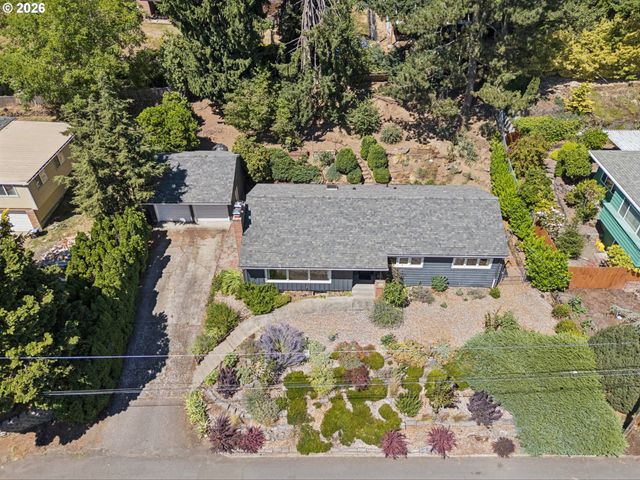 9505 Ne THOMPSON St, Portland, OR 97220