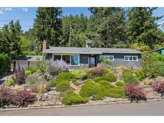 9505 Ne THOMPSON St, Portland, OR 97220