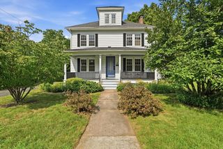 3 Mckinley Ave, Easthampton, MA 01027