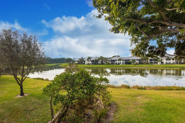 7418 Victory Lane 9805, Delray Beach, FL 33446