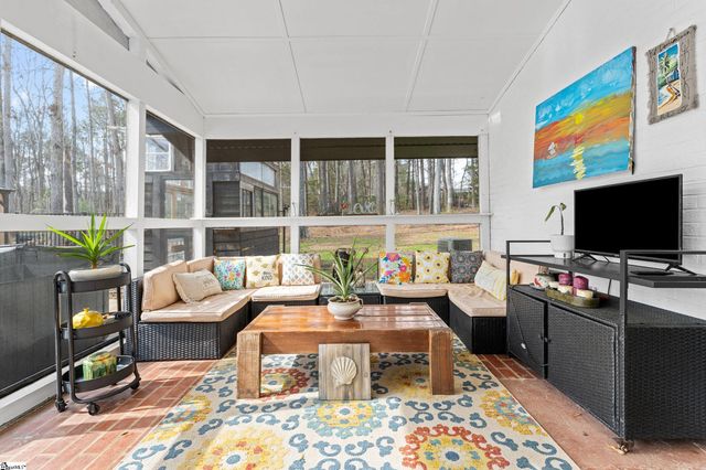 401 Clairmont Drive, Greenwood, SC 29649